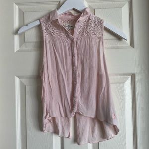 Abeecrombie Open-Back Button-Down